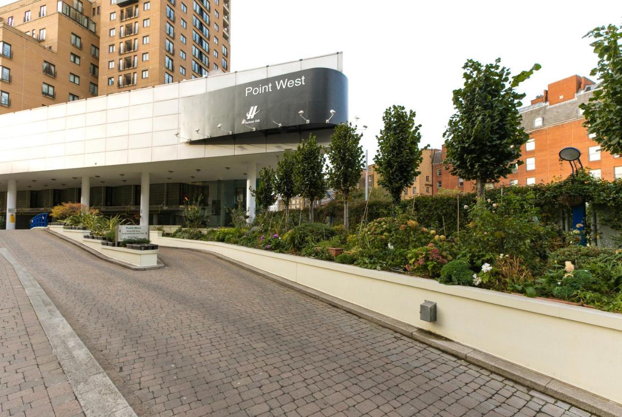 Point West Apartments London Bagian luar foto